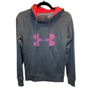 Under Armour Semi-Fitted Hoodie 